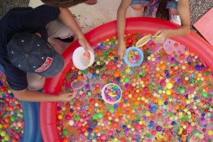 夏祭り　スーパーボールすくい