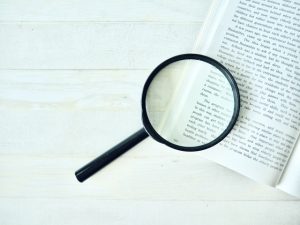 実習日誌の考察が書けないときは、印象に残った場面を一つ選び整理することで立て直せます。