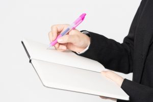 保育実習レポートのNG表現、具体的に書き直すだけで伝わる