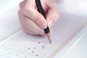 地域限定保育士試験の筆記対策は8科目からはじめよう