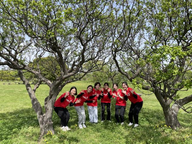 小只　知美先生