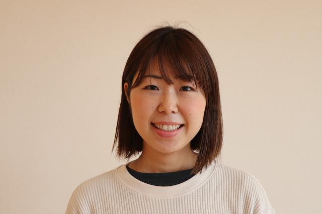 河野　智絵美先生